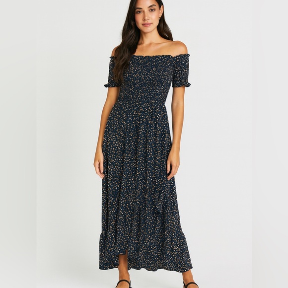 miami Dresses & Skirts - mi Ami Women’s S Navy Floral Off-Shoulder Smocked Maxi Dress
